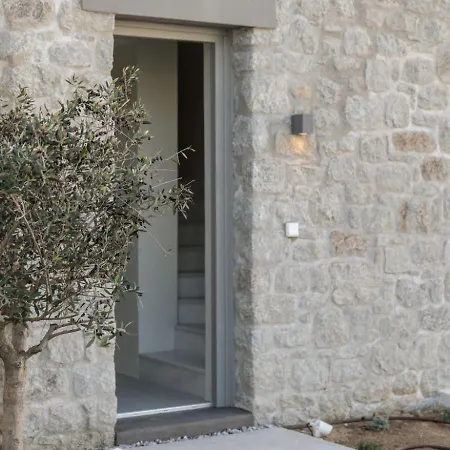 Holiday home Summer Sense, New Private Retreat With Private Pool, Agia Anna, Naxos